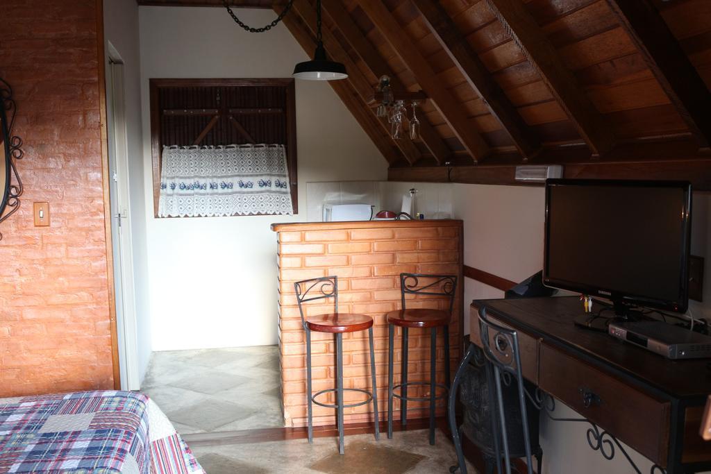 Rancho Js Pousada E Alambique Lambari  Exteriör bild